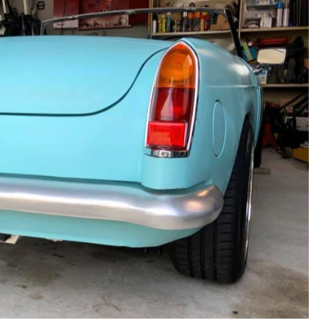 MGB / MGB GT Rear Light Smoother Cowls X2 (Rubber to chrome bumper conversion)